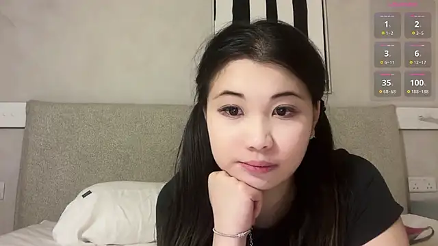 KikiTherapy live sex cam