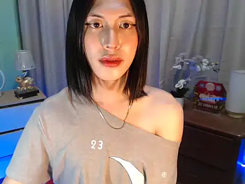 Yourplay1ngdoll live sex cam