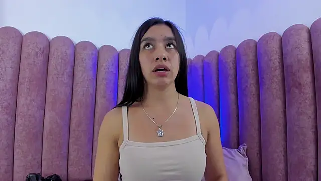 Zara_Cardona live sex cam