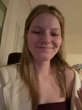 MaryHiggins live sex cam