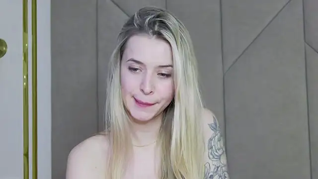 Touch_me live sex cam