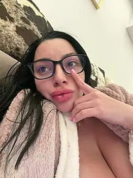 MyaSplash's cam snapshot