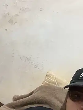 Magosupreme's cam snapshot