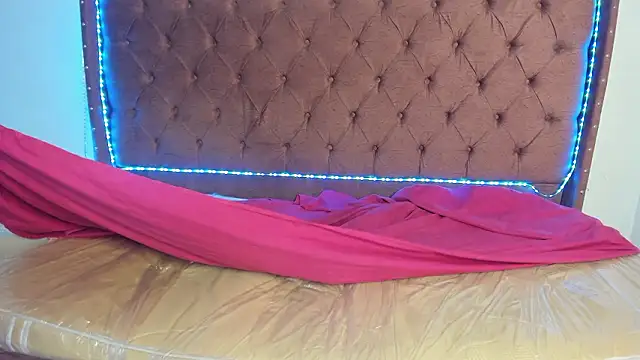 lau_hotfox live sex cam