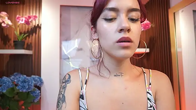 TessaaFox's cam snapshot