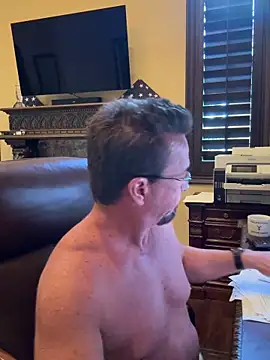 sluttydylan live sex cam