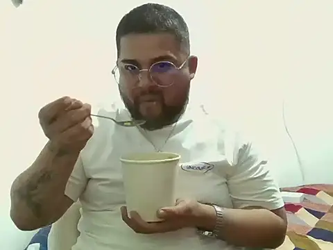 GABRIELGARCIA1313 live sex cam