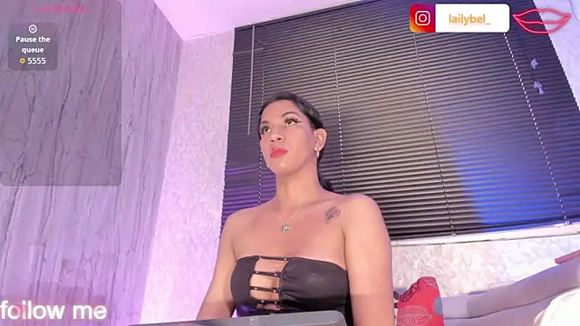 LaiilyBell12 live sex cam