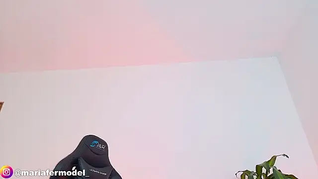 Mariafer05 live sex cam