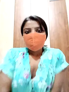 Dr_Aanchal's cam snapshot