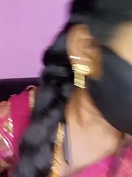 tamilammukuttyy's cam snapshot