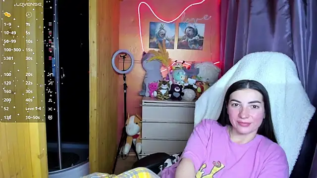 Fiery_Brunette_ live sex cam