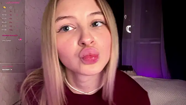 VibeVi's cam snapshot