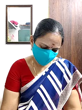 Queen-Neha's cam snapshot