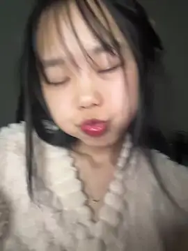 Emely-lysea's cam snapshot