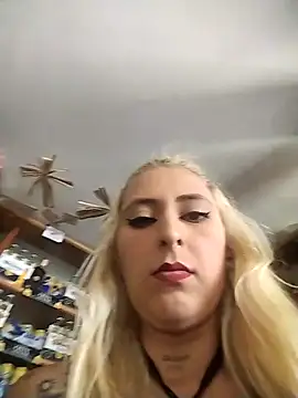 catalella16's cam snapshot