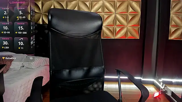 lovenatasha_'s cam snapshot