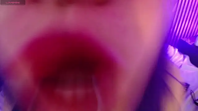 rihonna_hs8's cam snapshot