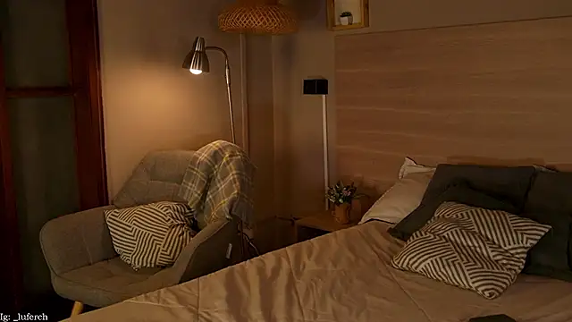 lua_ferch__'s cam snapshot