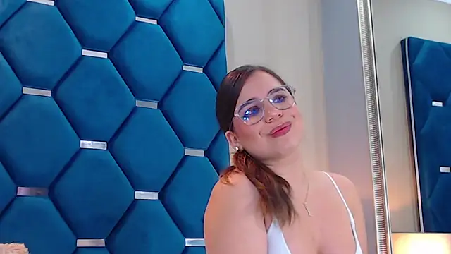 ThaniaJones's cam snapshot