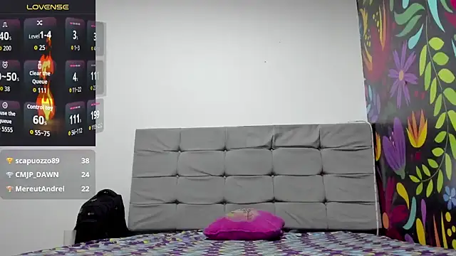 scarleth_blonde69's cam snapshot