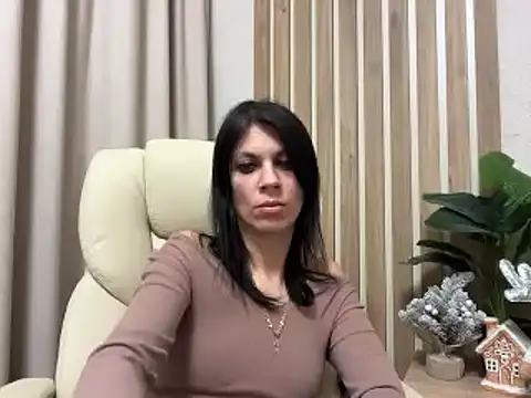 InjaAtHome's cam snapshot