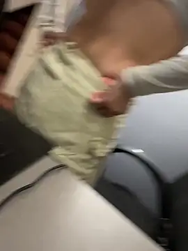 Alyha_Cortes's cam snapshot