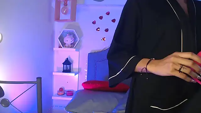 pocahontamoon's cam snapshot