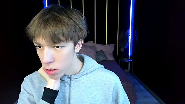 MarkBranston live sex cam