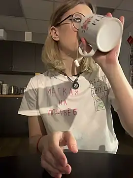 Ivy_Allen's cam snapshot