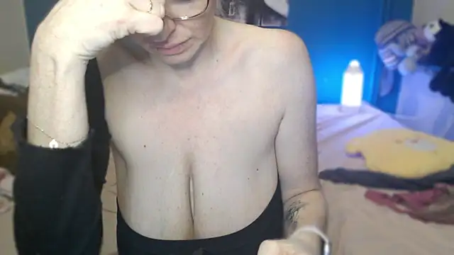 NADINNNE's cam snapshot