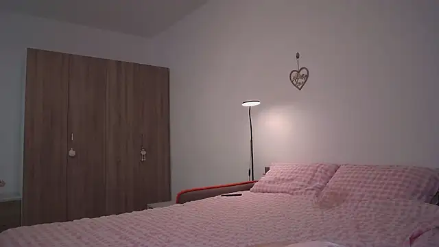 AyanaLys's cam snapshot