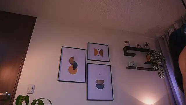 Isabella_dior's cam snapshot