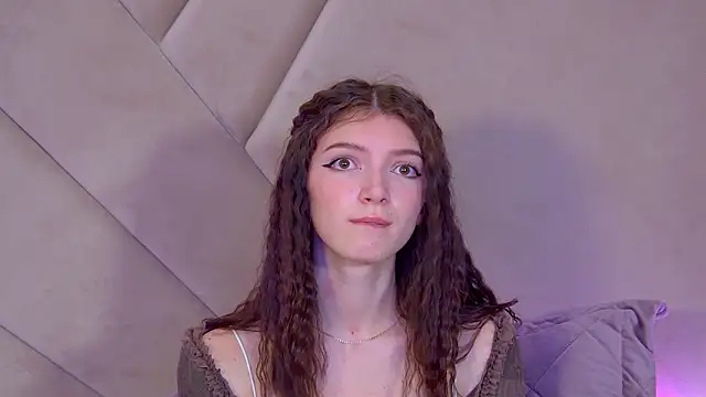 SophiaProve's cam snapshot