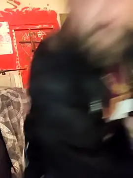 Ozomitro's cam snapshot