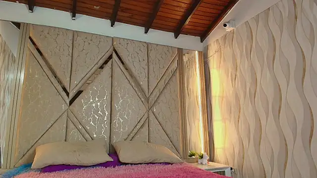 Bigx_twink live sex cam