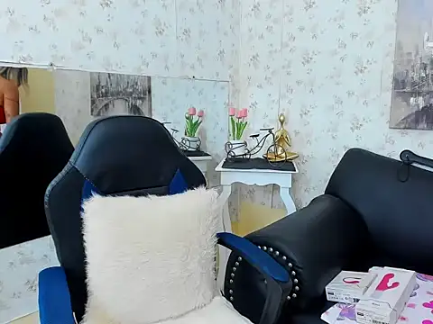 milf_bigass_'s cam snapshot