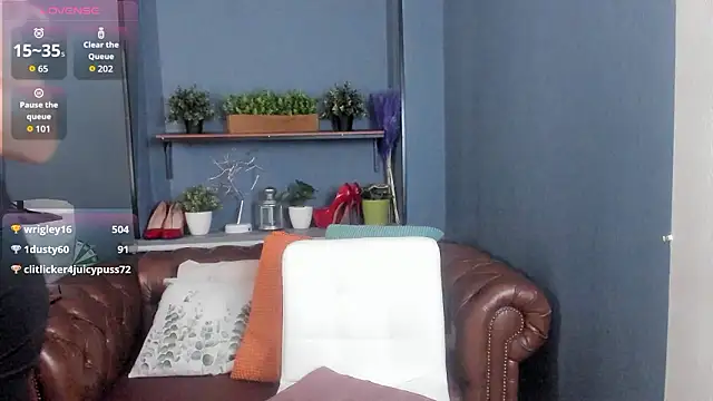 JessicaFoxie's cam snapshot