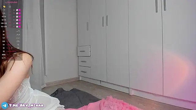 Ary_mia's cam snapshot