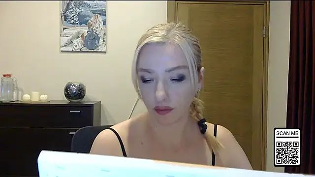 Wild_Silk_Desire's cam snapshot