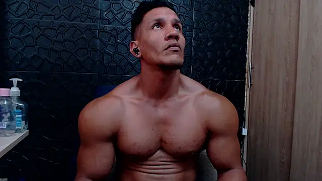 viktor_herrera's cam snapshot