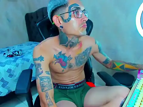 Boy_tatto77's cam snapshot