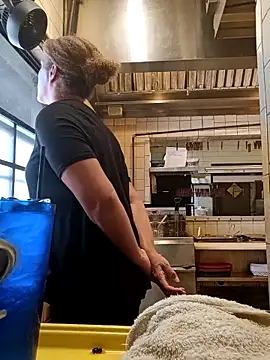 sarahkat86's cam snapshot