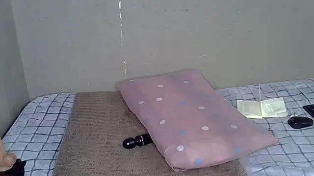 Bellabootie's cam snapshot