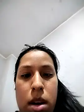 Aleja_1426 live sex cam