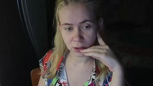 Riley_Roo live sex cam