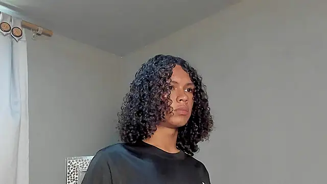 dylaans19 live sex cam