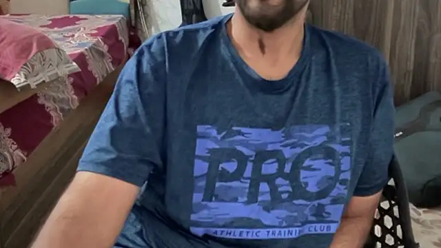 MakeMeAwareAah's cam snapshot