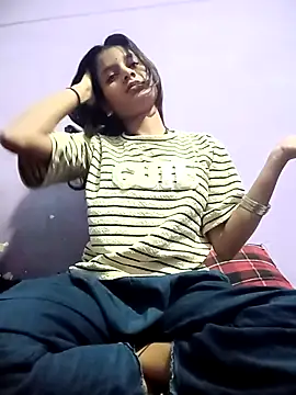 SANDHYAHOTKUMARI's cam snapshot