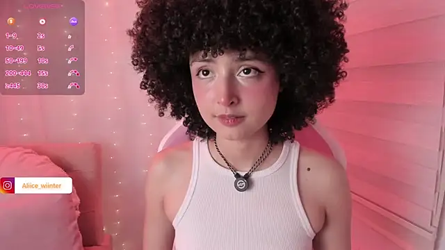 Alice_winter_'s cam snapshot